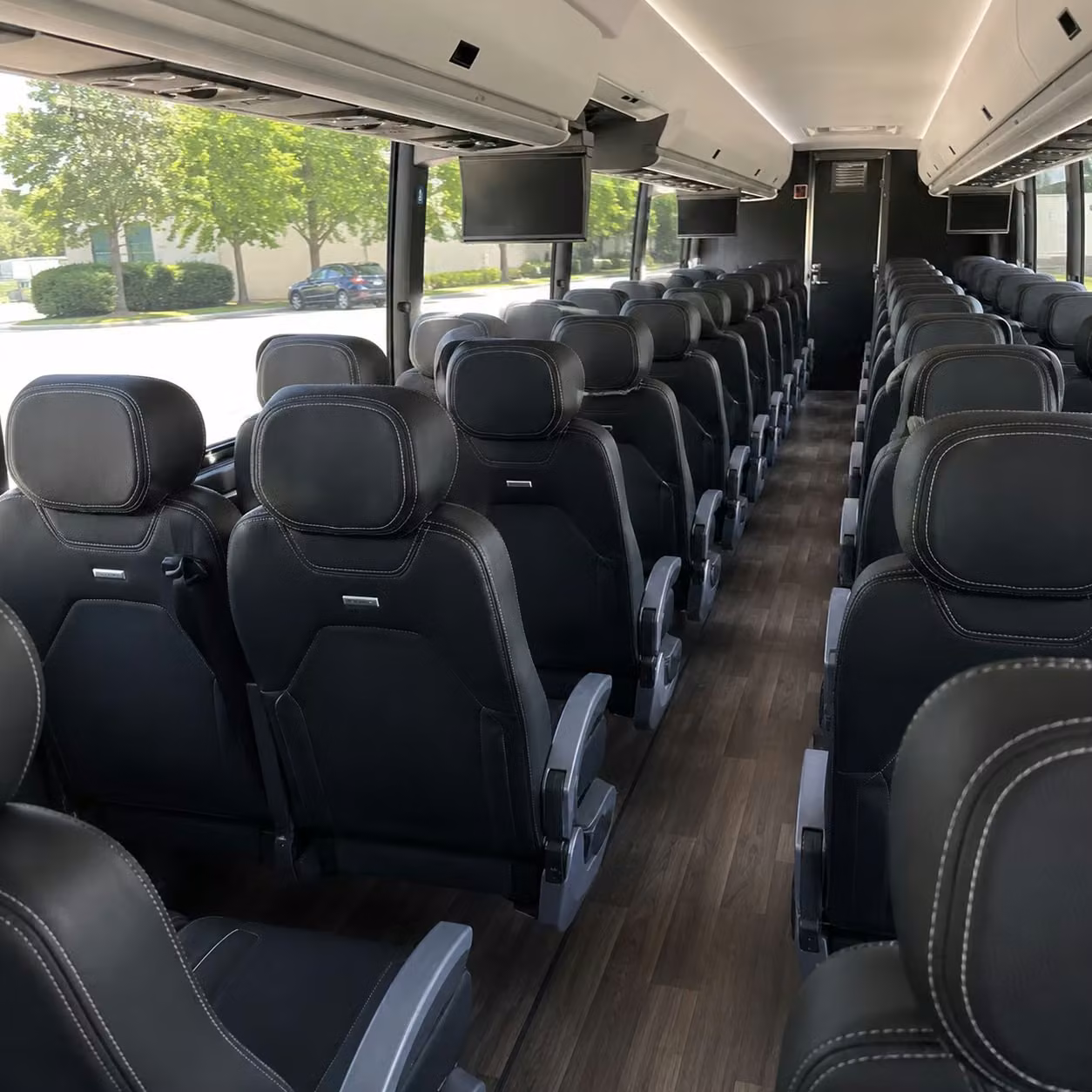 charter bus rentals for pearland weddings