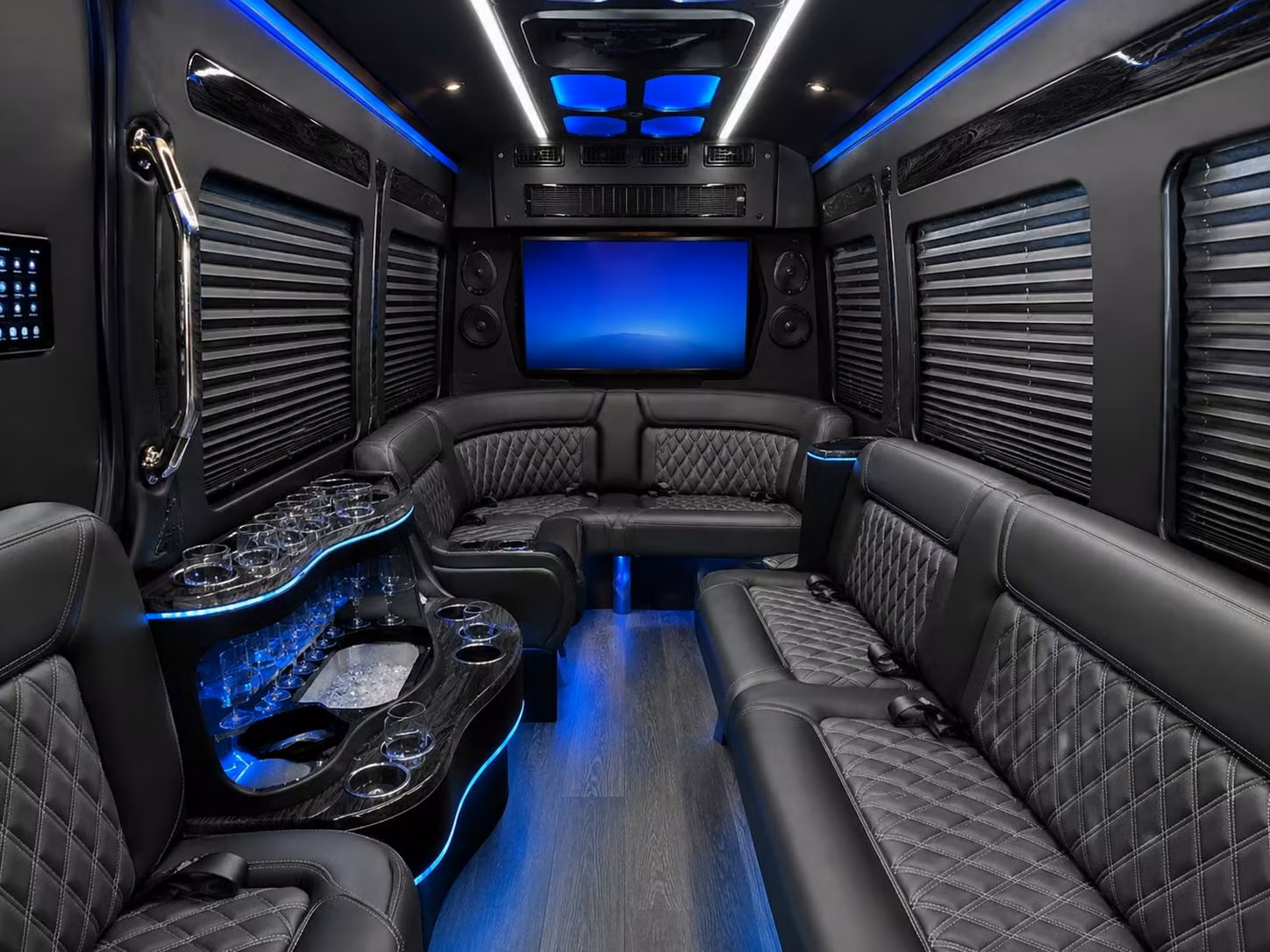 charterbuspearland com makes booking pearland medical center and energy corridor corporate shuttles simple